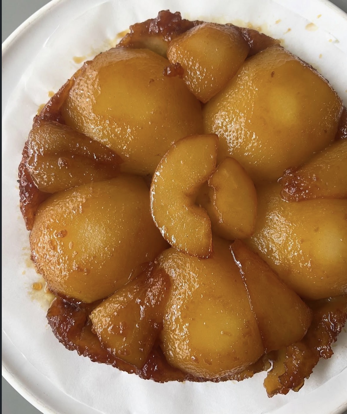 Pear tarte tatin